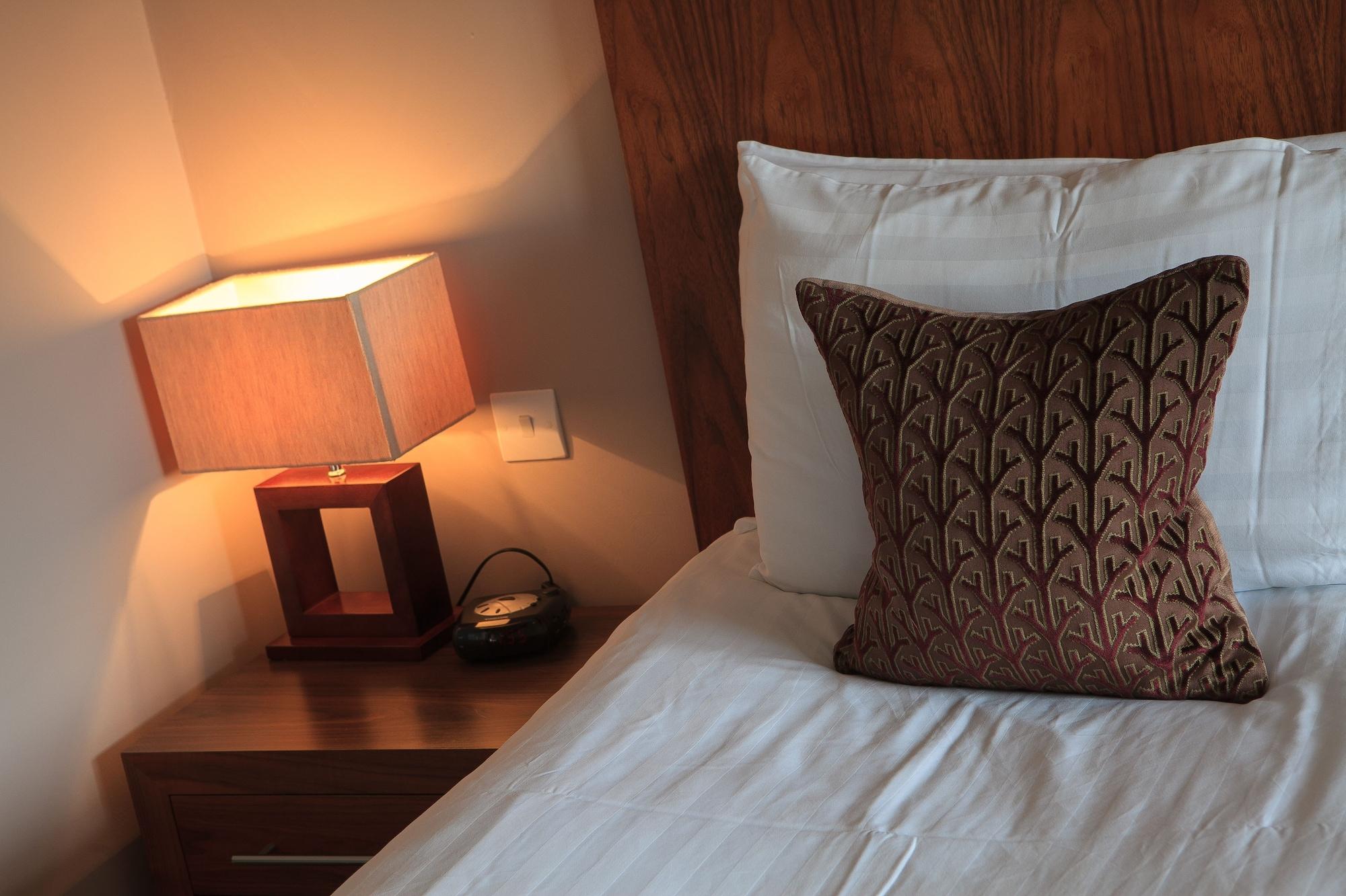 Best Western Plus Centurion Hotel Midsomer Norton Extérieur photo